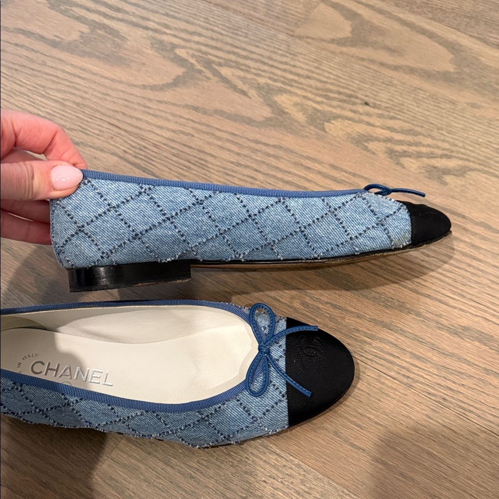 CHANEL Denim Quilted Ballet Flats - Picture 3 of 12